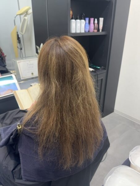 今の髪でも縮毛矯正ができる？広がり、パサつきが気になる方へ