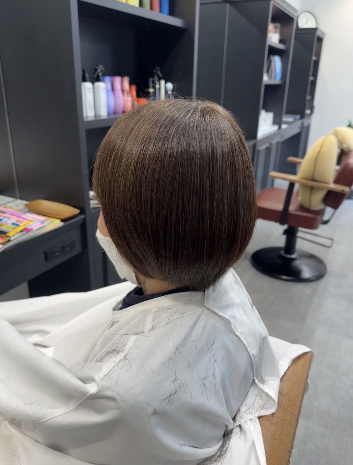 ボブ･ショートでうねり、広がりが気になる方への縮毛矯正